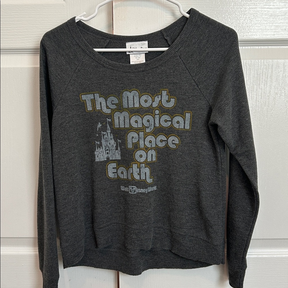 Disney Parks Retro Logo Long Sleeve Pullover Crewneck Sweatshirt Top Size XS